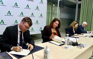 Espalgodón firma un acuerdo con IFAPA e Inditex para avanzar en I+D+i e incrementar la sostenibilidad del sector del algodón